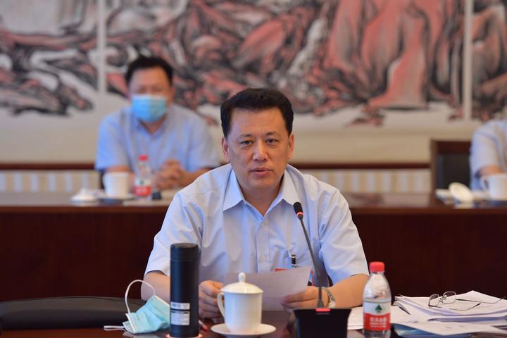 浙江代表团分组审议最高人民法院工作报告、最高人民检察院工作报告，省长袁家军参加。 浙江新闻客户端记者 梁臻 摄.jpeg