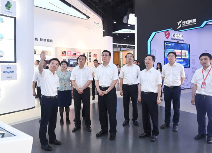 1624876000682_60d9a3e0159bb84e1d3ab2d5.jpeg 1624876000682_60d9a3e0159bb84e1d3ab2d5.jpeg